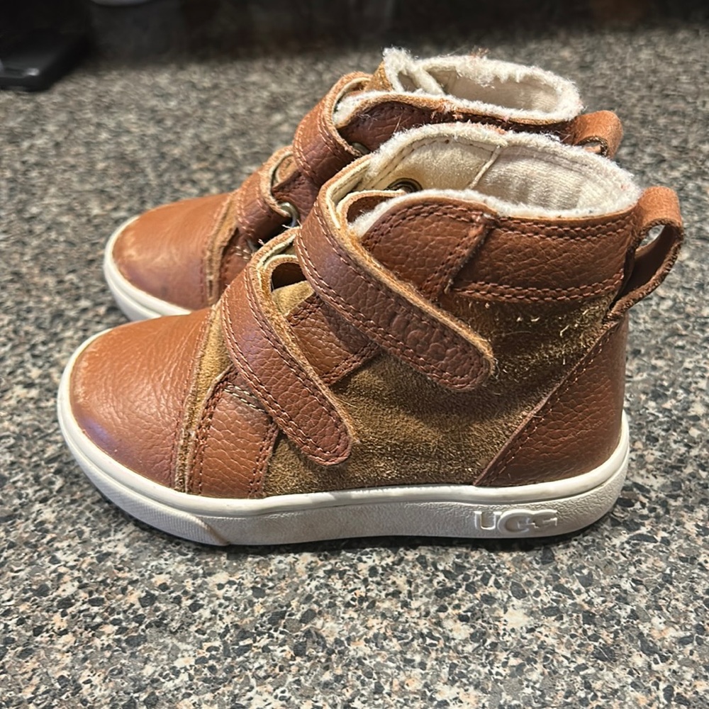 Toddler Uggs